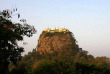 Myanmar - Vue sur le sanctuaire du Mont Popa