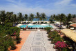 Vietnam - Hoi An - Victoria Hoi An Beach Resort - Vue sur piscine et la mer