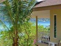 Thailande - Koh Phi Phi - Arayaburi Resort - Cottage et jardin