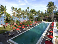 Thailande - Koh Chang - The Emerald Cove Koh Chang - Vue générale de la piscine et de la plage