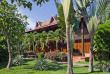 Cambodge - Siem Reap - Angkor Village Resort - Bâtiment de Pool et Park View Rooms