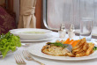 Inde – Les merveilles du Karnataka – Golden Chariot – Restaurant