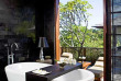 Indonésie - Bali - Lovina - The Damai - Bathroom Pool Villa