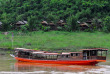 Laos - Descente du Mékong en croisière à bord du Pak Ou - Le bateau Pak Ou aux abords du LuangSay Lodge