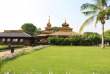 Myanmar - Bagan - Bagan Thiripyitsaya Sanctuary Resort – Vue extérieure de l'hôtel