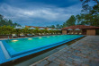 Népal - Piscine de l'hôtel Kasara Resort © Kasara Resort