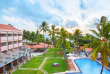 Sri Lanka - Negombo - Paradise Beach - Vue générale sur la piscine et la plage © Paradise Beach Negombo