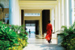 Vietnam - Nha Trang - Princess d'Annam Hotel - Dans les jardins de l'hôtel