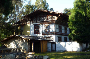 Bhoutan - Village et maison traditionnelle du Bhoutan © Christophe Cottet-Emard