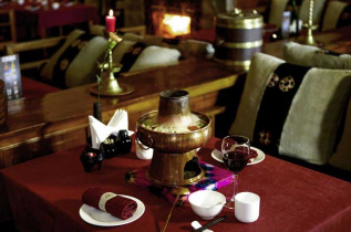 Chine - Yunnan - Shangri La - Songstan Retreat at Shangri La Mgallery Collection - Le Nagulin Restaurant © Duoji Baima