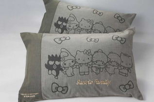 Eva Air - Coussins Hello Kitty