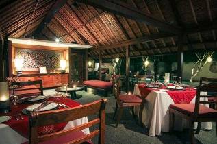 Indonésie - Bali - Kayumanis Jimbaran Private Estate & Spa - Restaurant