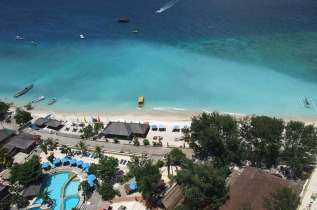 Indonésie - Gili Trawangan - Vila Ombak - La plage vue du ciel