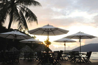 Malaisie - Perhentian Island - Bubu Long Beach - Terrace at the Bubu