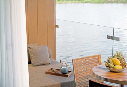 Vietnam - Cambodge - Design Suite with Balcony © Aqua Expeditions