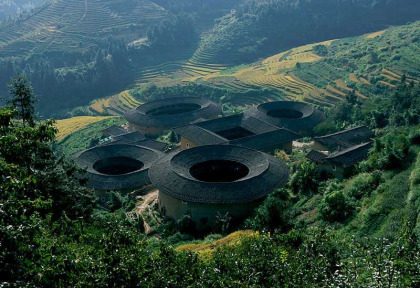 Chine - Les Tulous de Hongkeng © CNTA