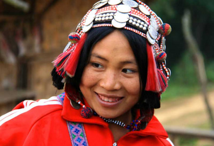 Laos - Jeune femme Kamu