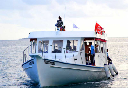 Maldives -Vilamendhoo - Le centre de plongée - Le bateau