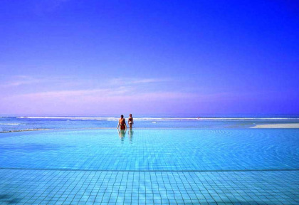 Thailande - Khao Lak - Apsara Beachfront Resort and Villa - Piscine et plage de l'hôtel