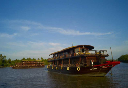 Vietnam - Croisière sur le Mékong - Les bateaux Bassac dans le Delta  © Morgan Ommer - Digital Mekong 