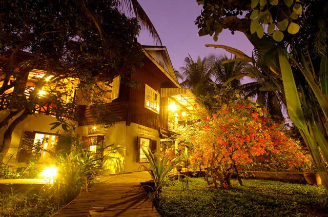 Cambodge - Siem Reap - Mystères d'Angkor Lodge - Vue extérieur