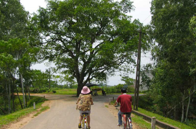 Vietnam - Hue - A vélo dans la campagne