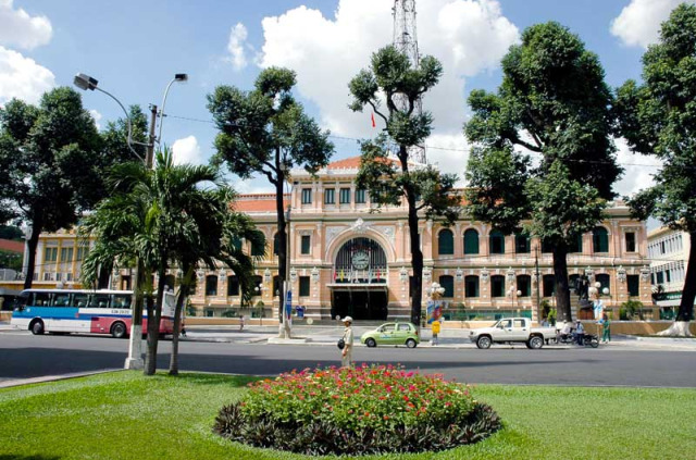 Vietnam - Excursion Ho Chi Minh - La Poste Centrale d'Ho Chi Minh
